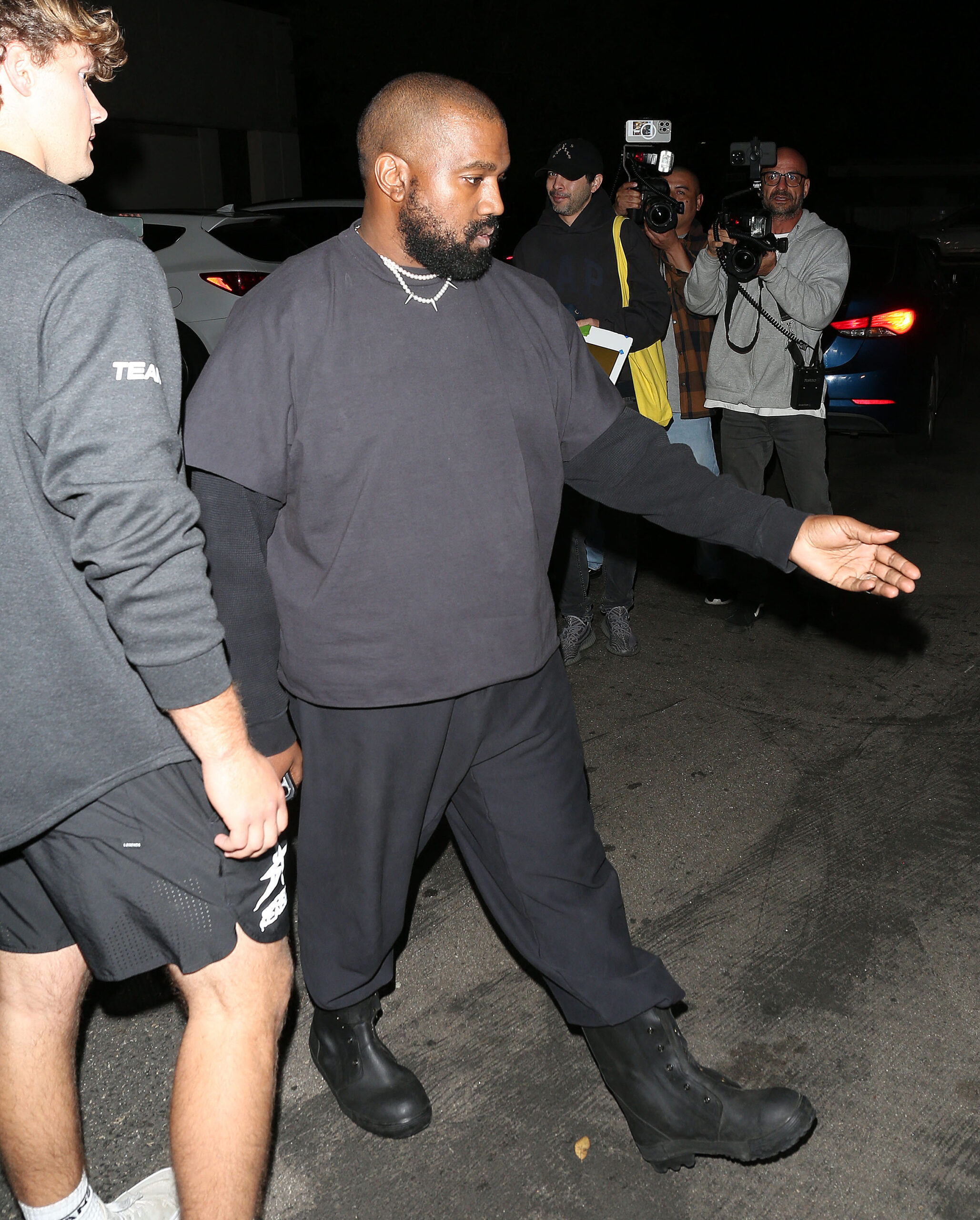 Kim Kardashian and Kanye West leaving kids basketball practice in Calabasas