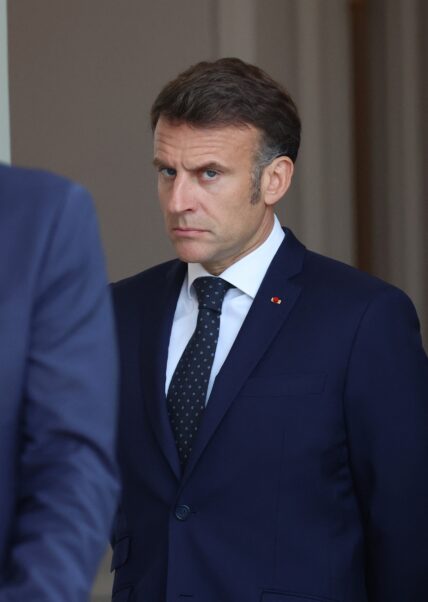 Emmanuel Macron receives Netchirvan Barzani, President of Iraq's autonomous Kurdistan region
