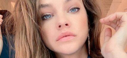 Barbara Palvin close up