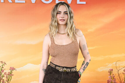 THERMAL, RIVERSIDE COUNTY, CALIFORNIA, USA - APRIL 12: 8th Annual REVOLVE Festival 2025 during the 2025 Coachella Valley Music And Arts Festival - Weekend 1 - Day 2 held at Cavallo Ranch on April 12, 2025 in Thermal, Riverside County, California, United States. 13 Apr 2025 Pictured: Cara Delevingne. Photo credit: Image Press Agency/MEGA TheMegaAgency.com sales@mega.global (Mega Agency TagID: MEGA1295849_007.jpg) [Photo via Mega Agency]