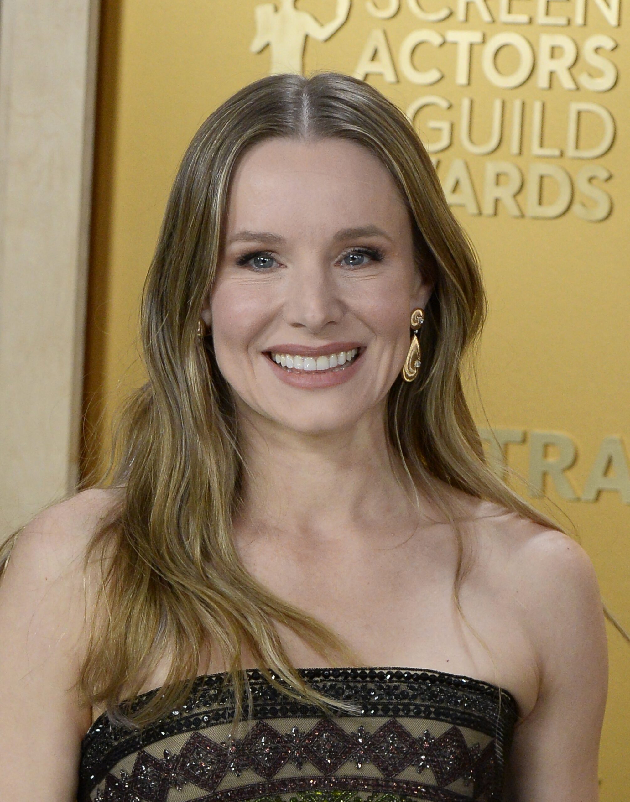Kristen Bell at 31st SAG Awards