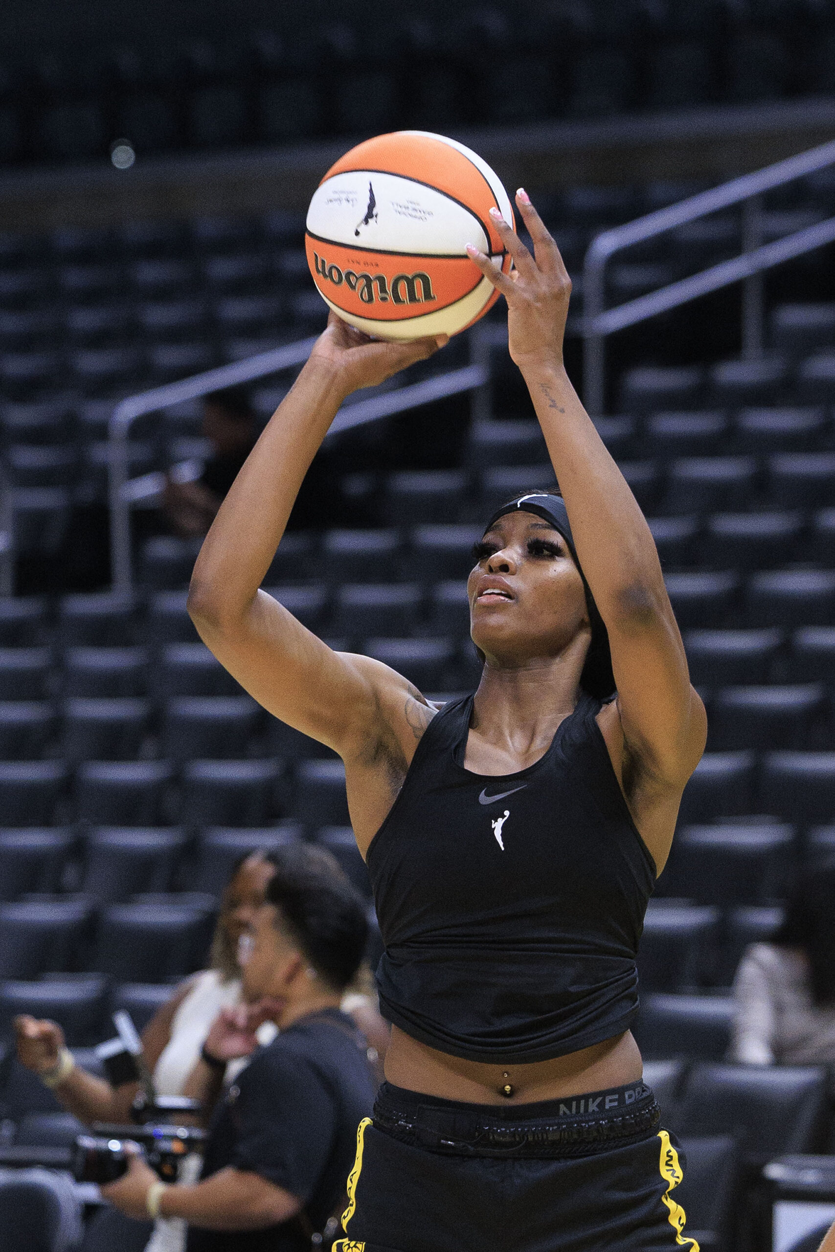 Rickea Jackson shooting a basketball.