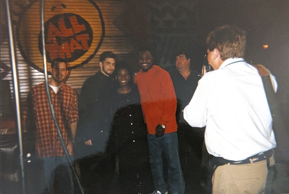 Angelique Bates, Malcolm-Jamal Warner on set