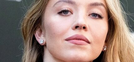 Sydney Sweeney close up