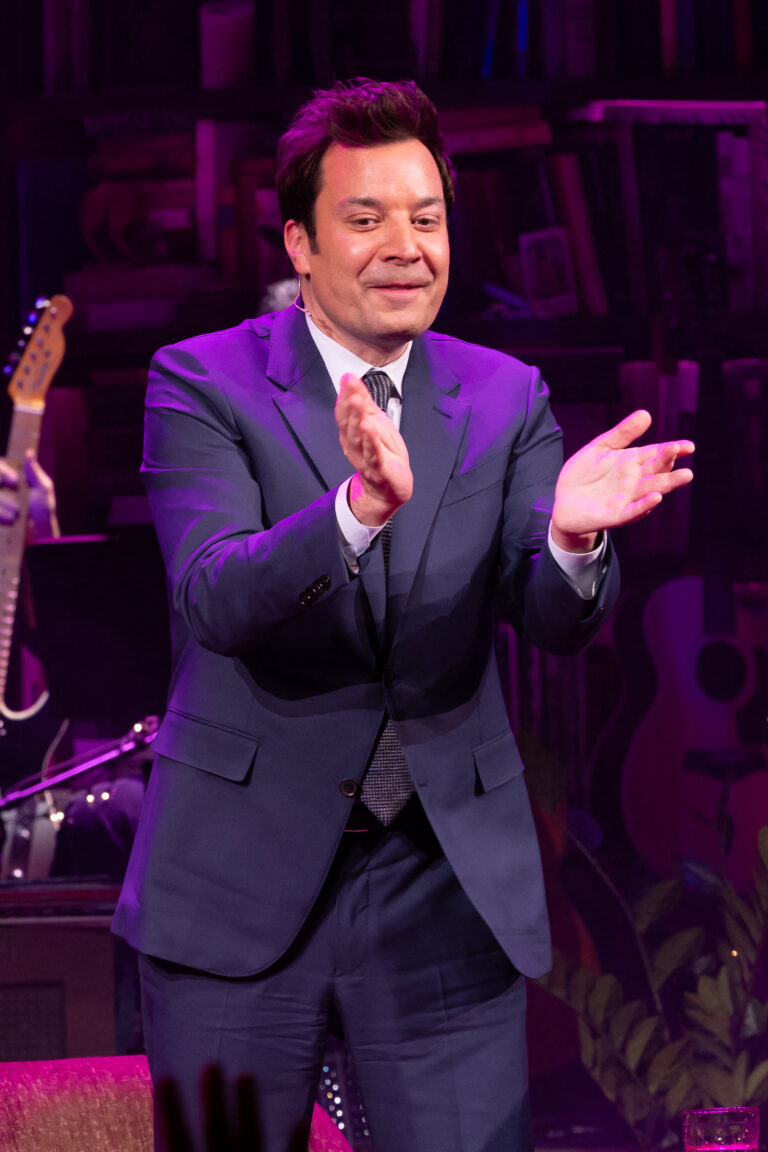 Jimmy Fallon Makes Broadway Debut in 