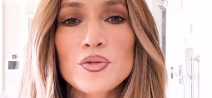 Jennifer Lopez close up