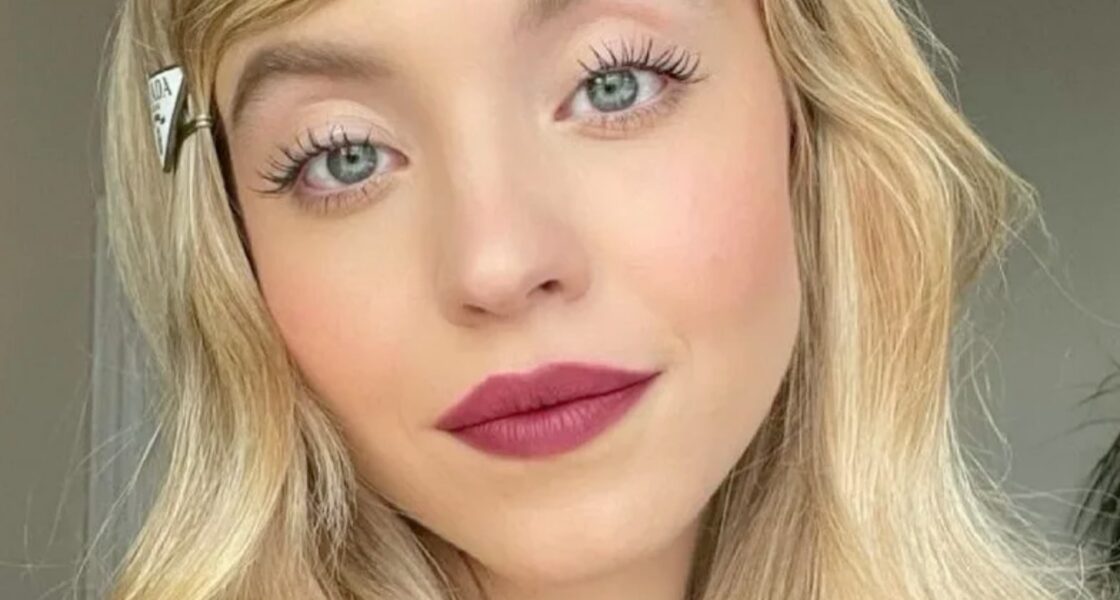 Sydney Sweeney close up