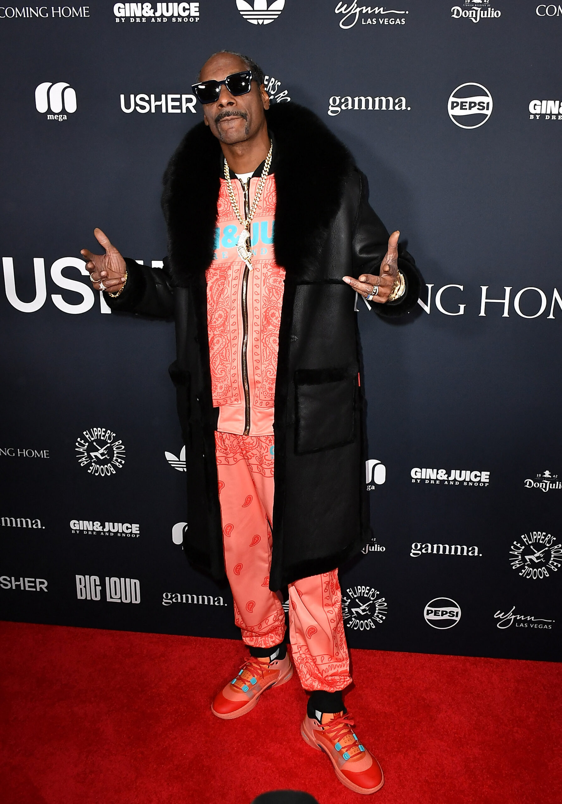 Snoop Dogg at Flipper's Roller Boogie Palace After Party