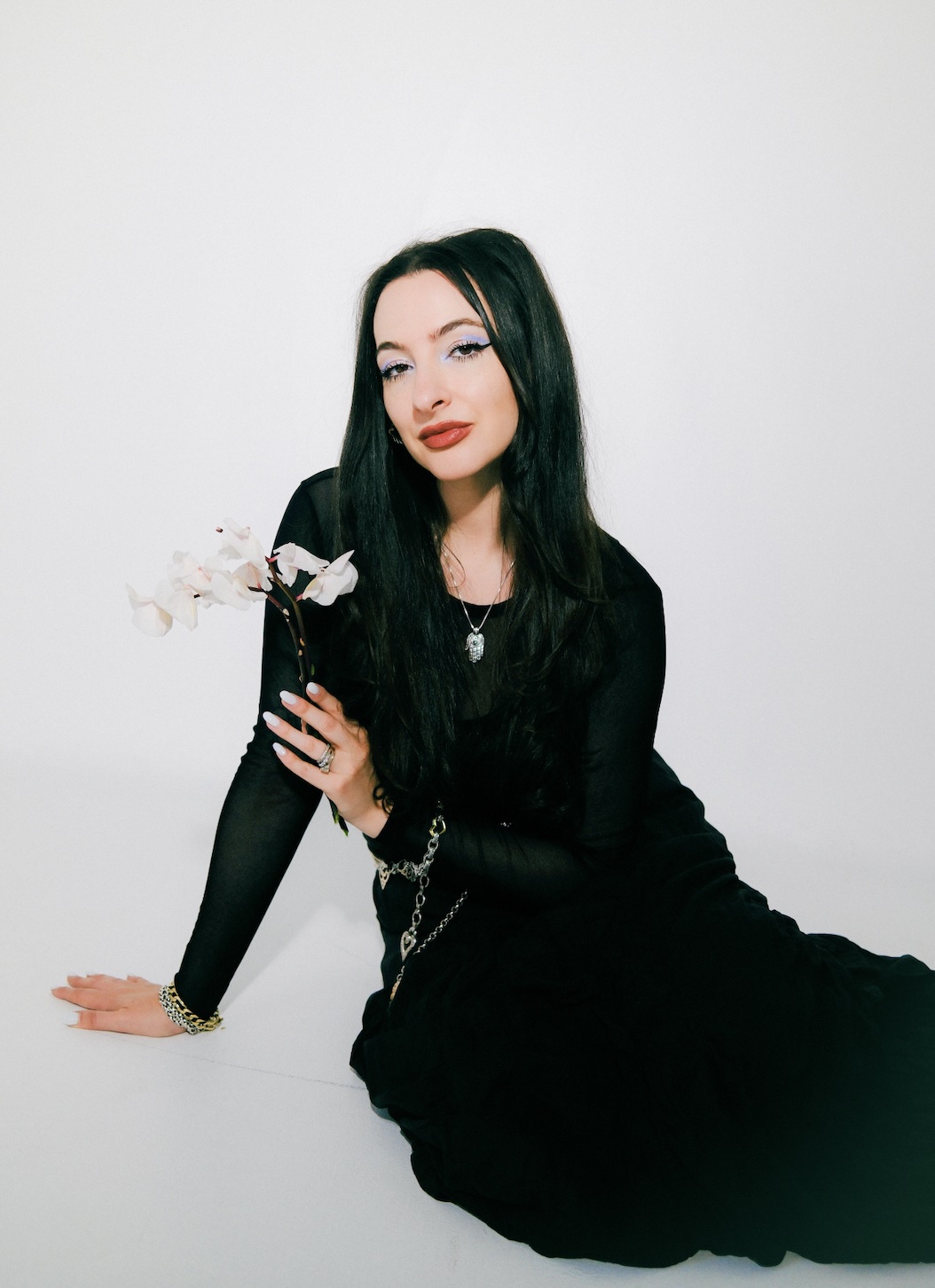 Aliza Kelly with flowers