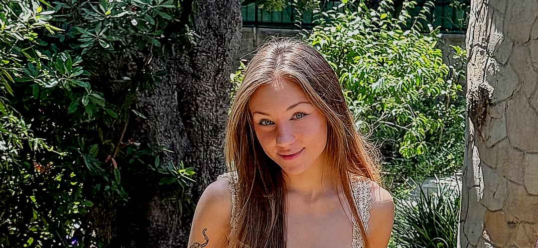 Anya Lacey Wants Singles To Ditch Dating Apps Forever