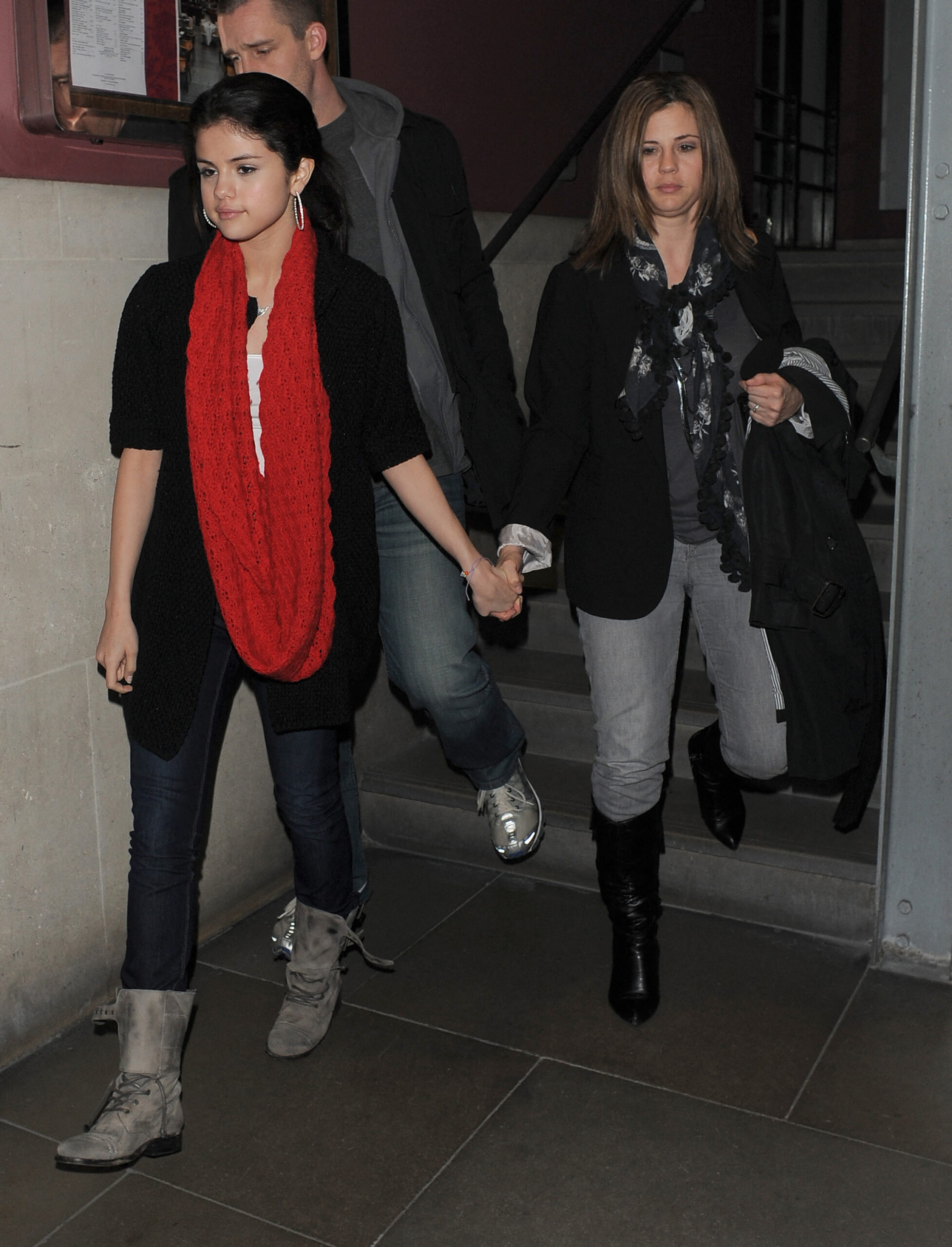 Selena Gomez leaving the Bluebird Cafe in Chelsea, having had dinner there with her mother Mandy Gomez and friends