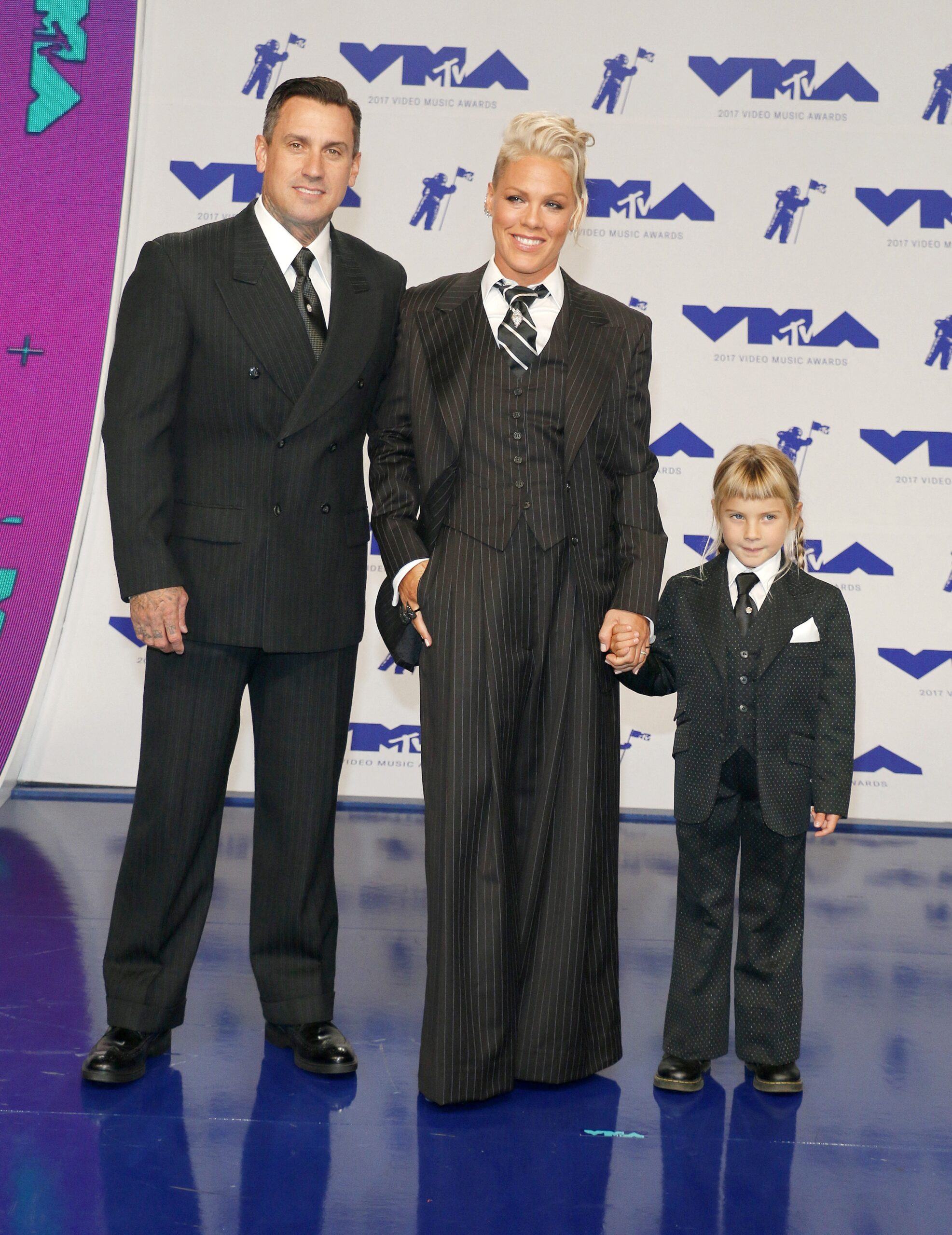 Carey Hart, Pink and their daughter, Willow Sage Hart at the 2017 VMAs