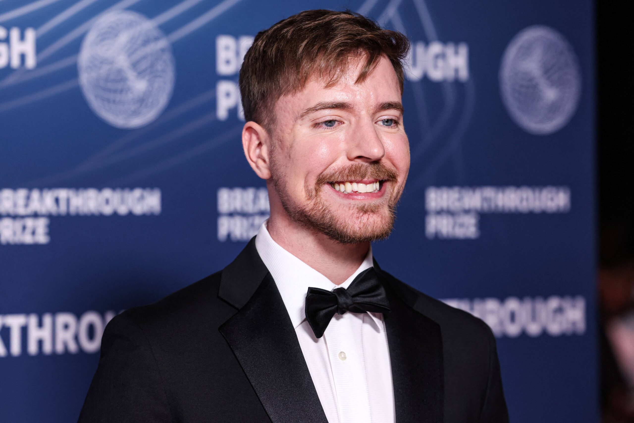 MrBeast arrives at the 11th Annual Breakthrough Prize Ceremony 2025