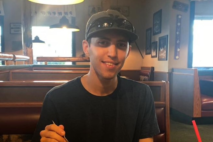 Tyler Robinson in restaurant