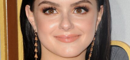 Ariel Winter close up
