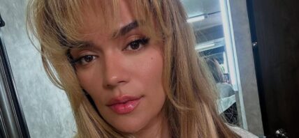 Karol G selfie