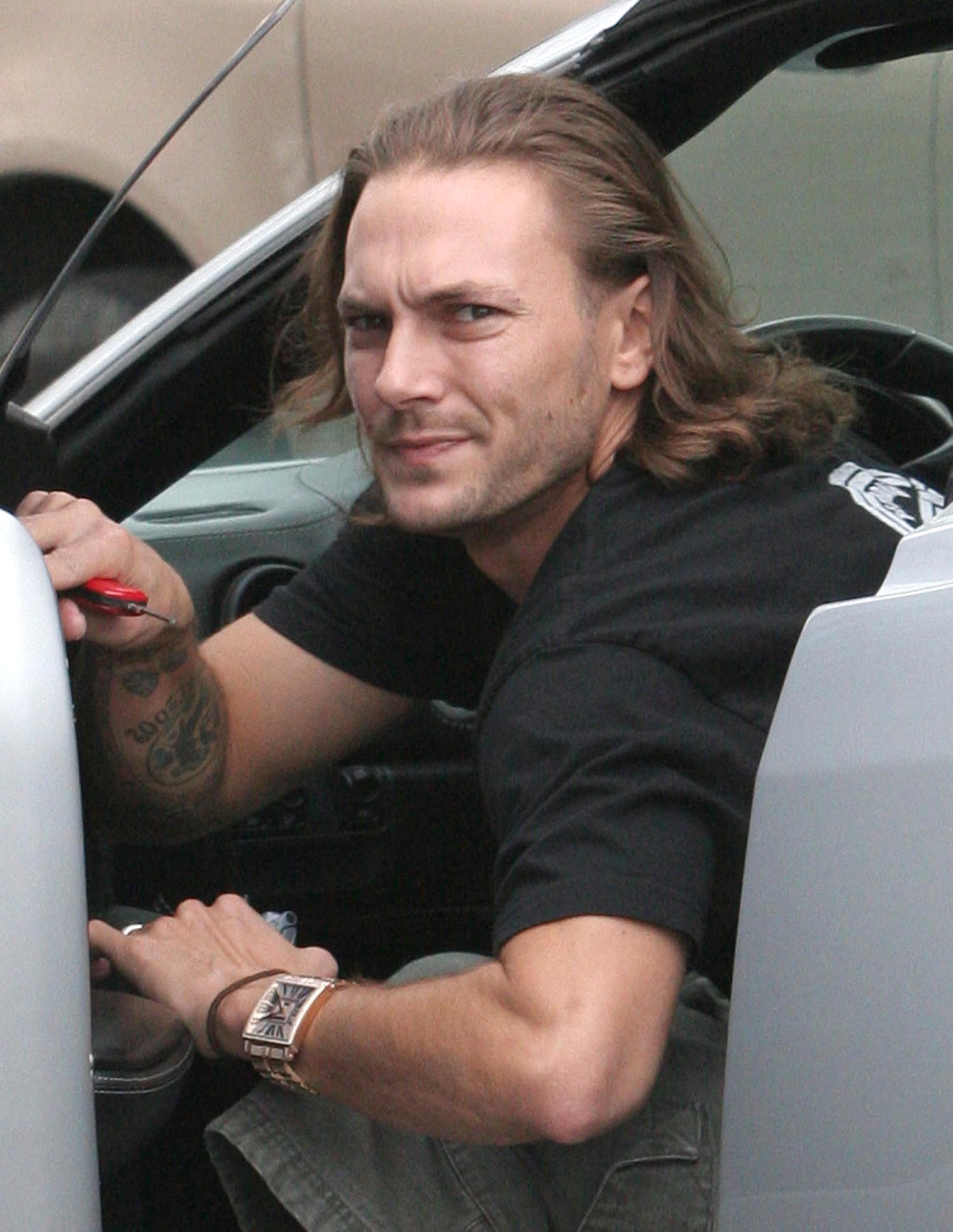 Kevin Federline seen shopping