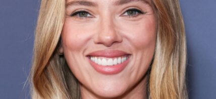 Scarlett Johansson close up