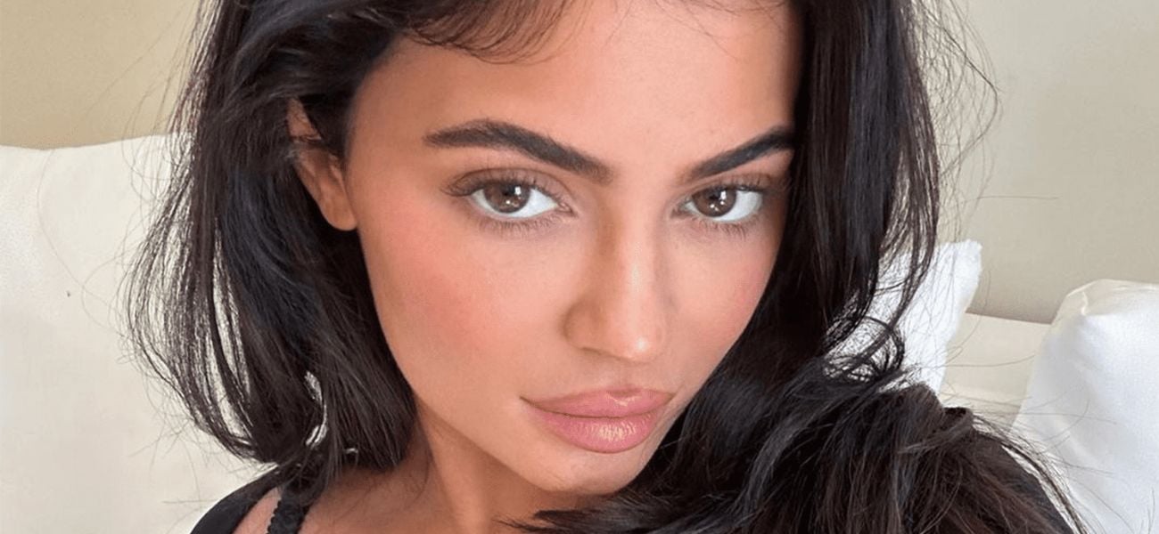 Kylie Jenner provoca reação de ‘rótulo de advertência’ com Bikini Snap