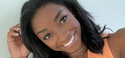 Simone Biles selfie