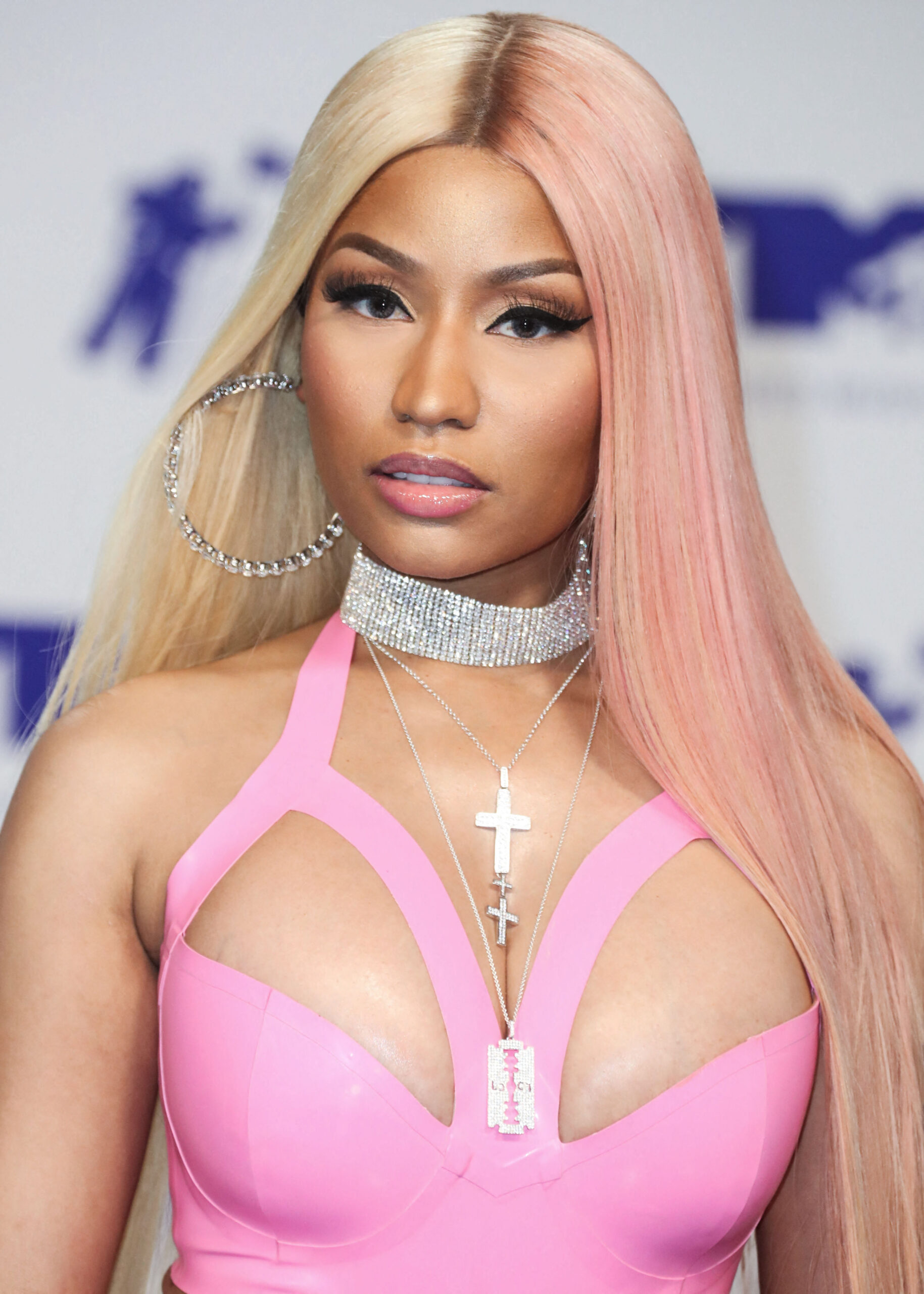Nicki Minaj in pink dress with pink hair