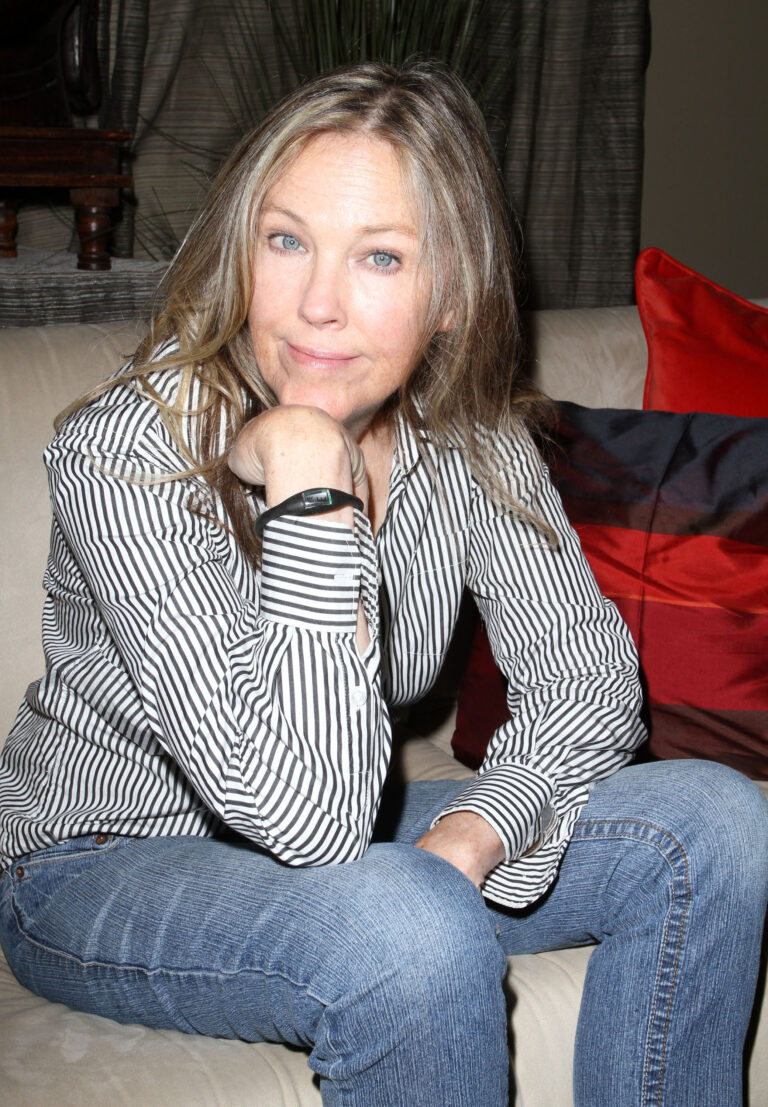 Catherine O'Hara visits Gifitng Services held Gifting Services Showroom