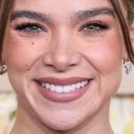 Hailee Steinfeld close up