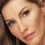 Gisele Bundchen rocks edgy skintight legging-boots to showcase new Vivara jewelry collection