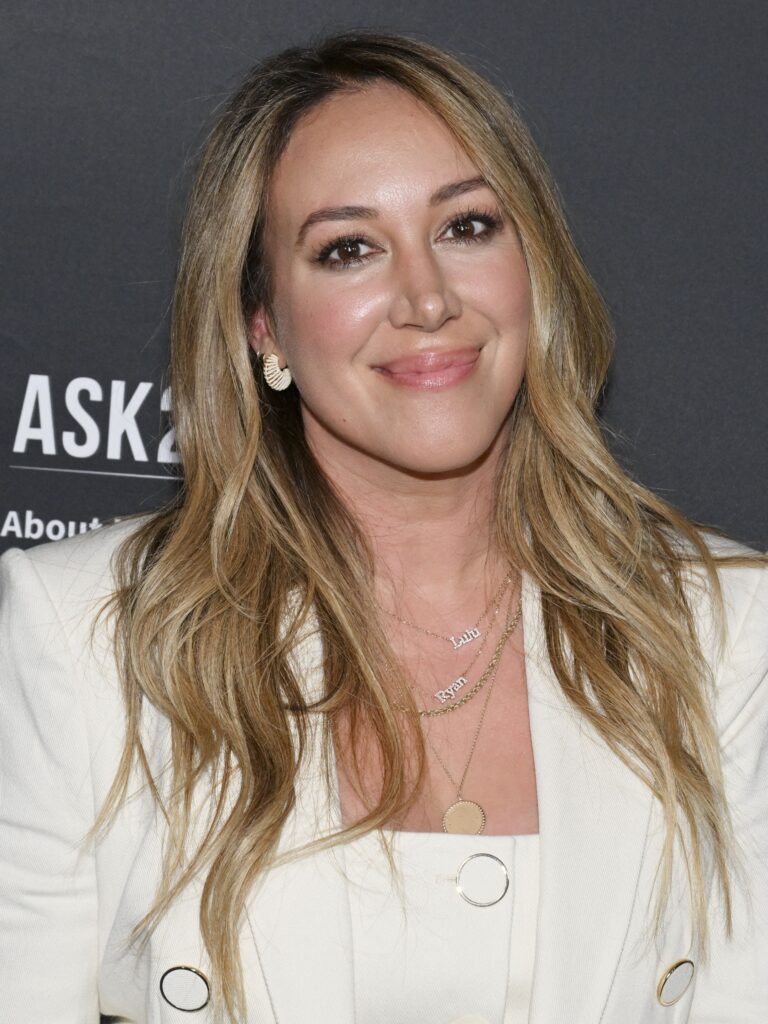 Haylie Duff posing on the red carpet.
