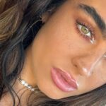 Sommer Ray takes a selfie