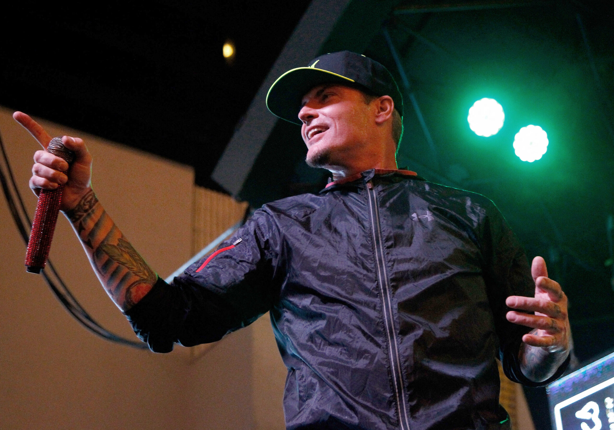 Vanilla Ice at I LOVE THE 90'S Concert