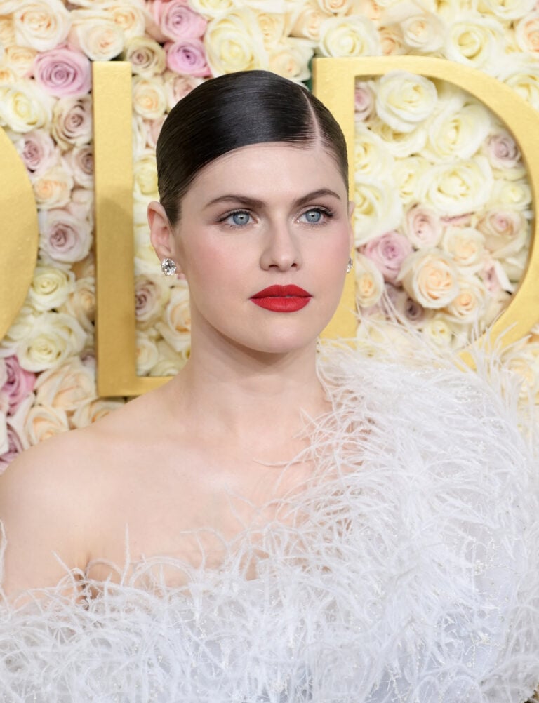 Alexandra Daddario at 82nd Annual Golden Globe Awards