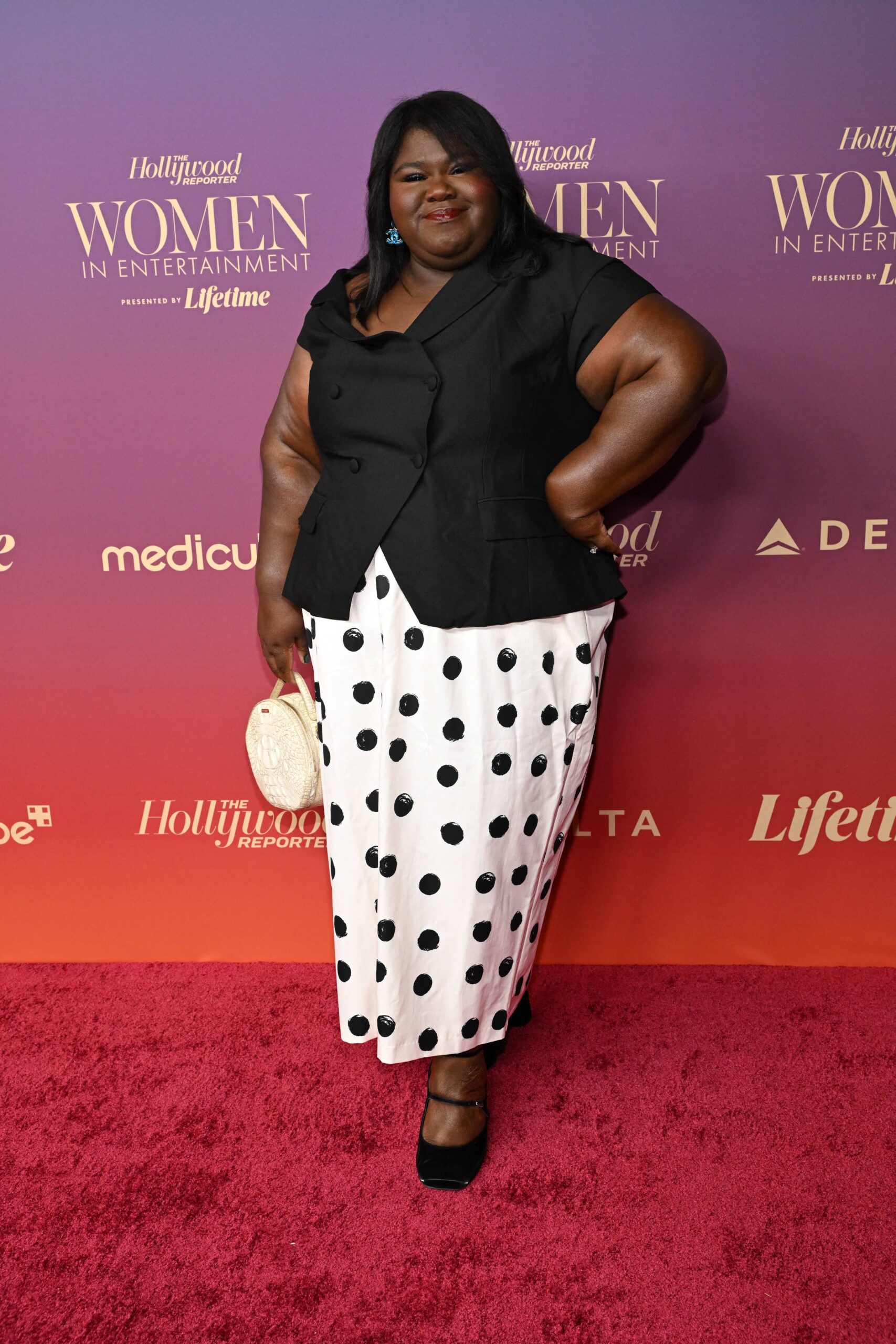 Red carpet photo 