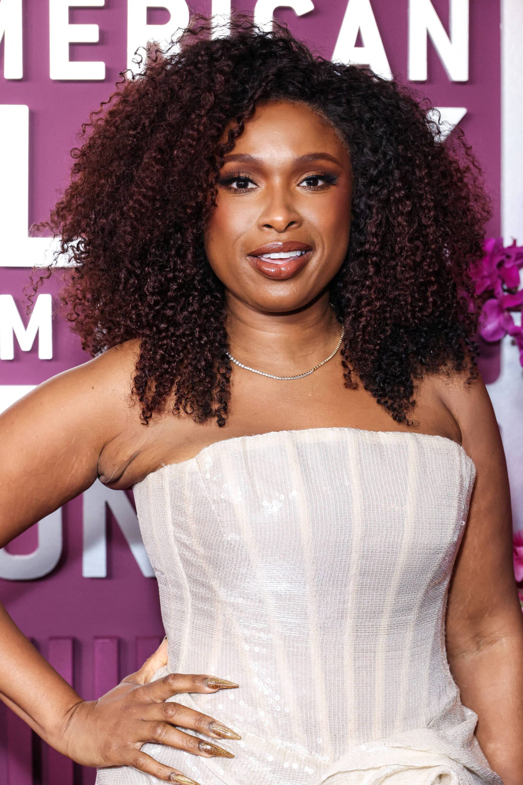 Jennifer Hudson on the red carpet.