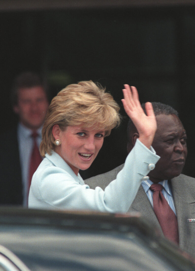 Princess Diana waving