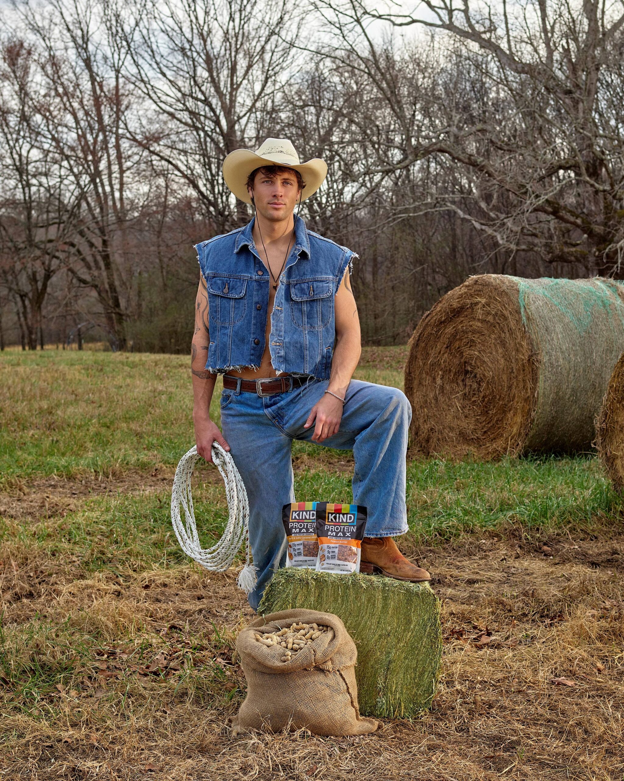 Reality TV star Rob Rausch teams up with KIND Snacks to launch the free RISE & KIND Breakfast Box