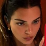 Kendall Jenner mirror selfie