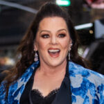Melissa McCarthy is all smiles while arriving to the Late Show with Stephen Colbert today in New York City