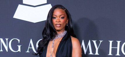 Ari Lennox on the red carpet