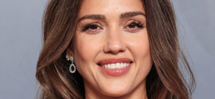Jessica Alba close up