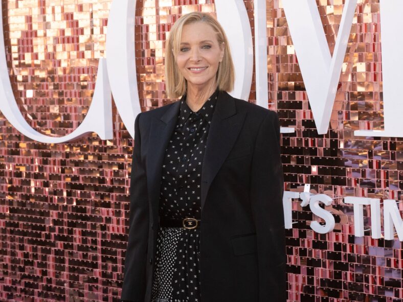 Lisa Kudrow at HBO's ''The Comeback'' Los Angeles Premiere: RED CARPET