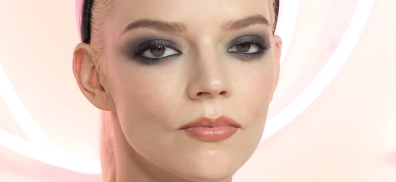 Anya Taylor-Joy disse que o vestido transparente era muito ‘nu’