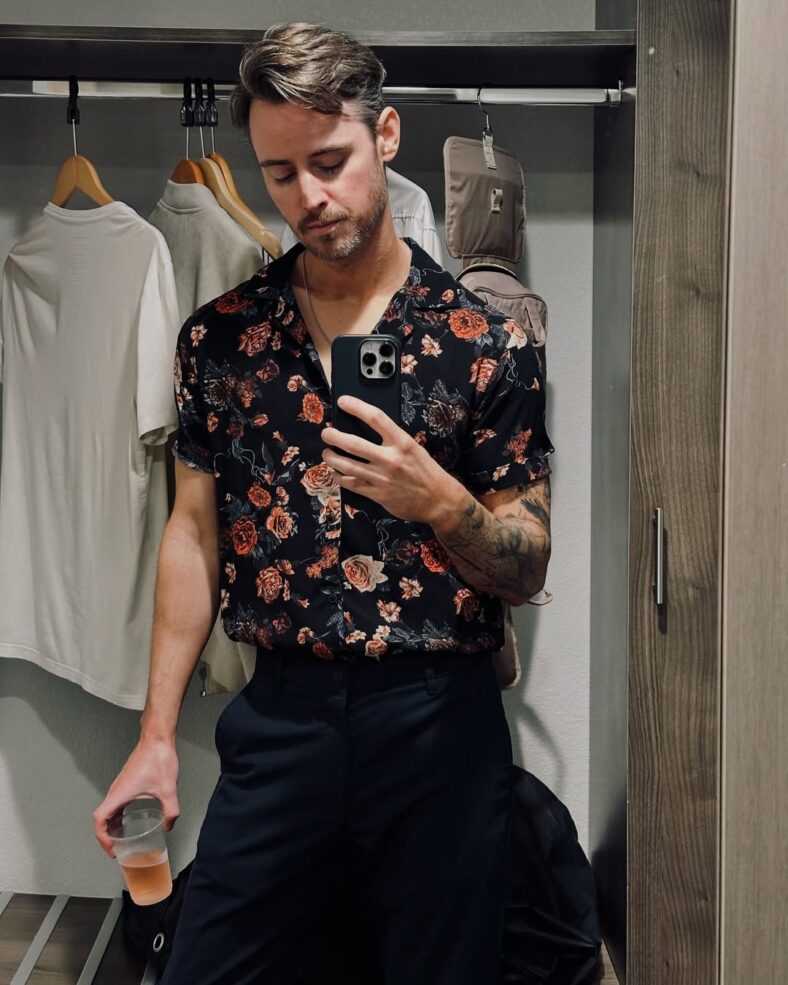 Daniel Benson mirror selfie