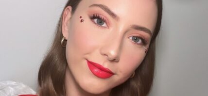 Hailie Jade close up