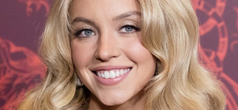 Sweeny Top Rack Sydney Sweeney Gardening In Undies Shows 'Great Rack'