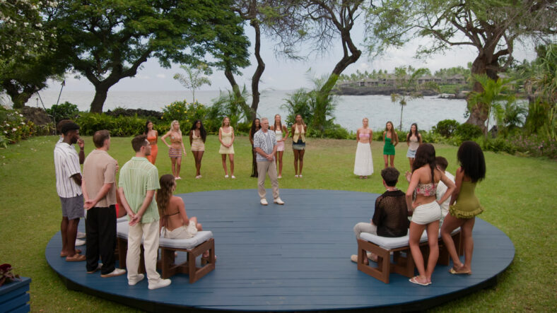 Xzavier Odom, Bradley Bobbit, Peter Cipriano, Jesenia Sosa, Maya Sofield, Cristelle Isme, Lexy Puhlick, Lulu Williams, Mark L. Walberg, Kennedi Cable, Sindi Ceta, Julianne Herring, Jack Mason, Tiffany O'Connor, Sydney Williams, Carter, India Kelly in episode 201 of Temptation Island.