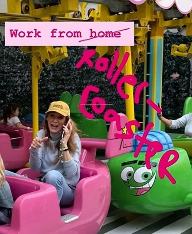 Blake Lively rides rollercoaster