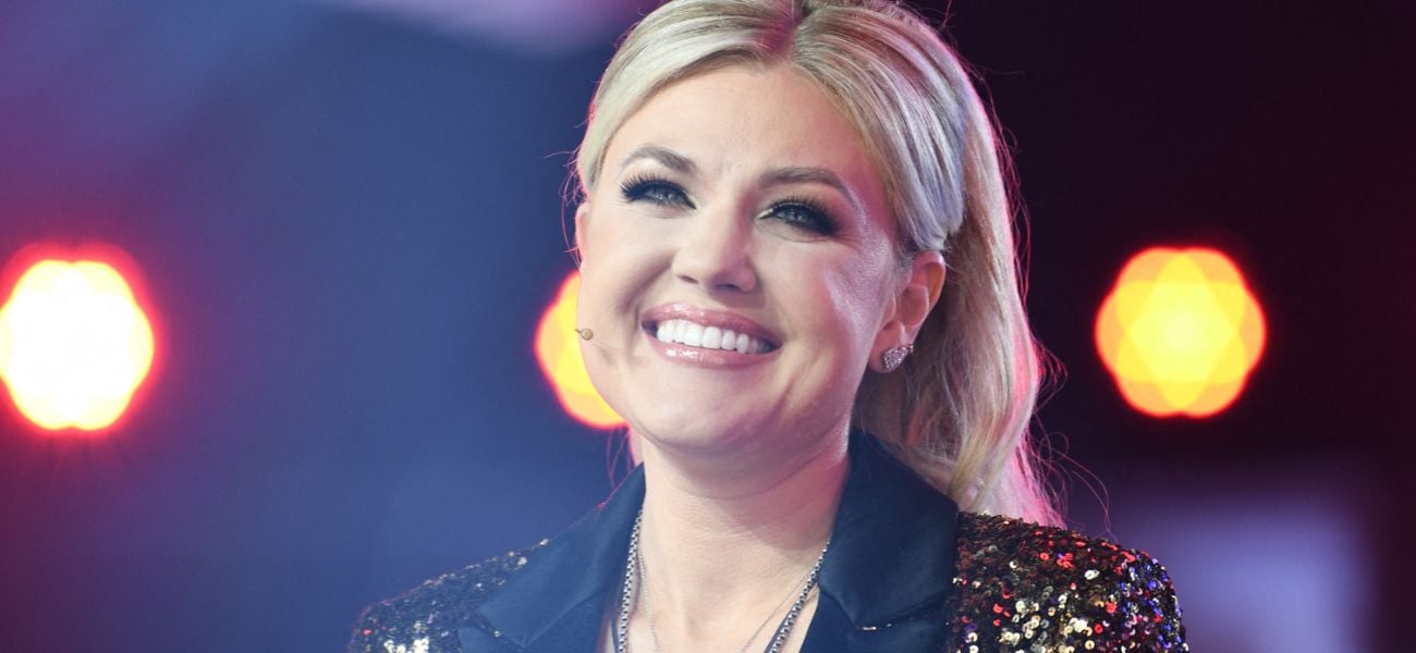 Erika Kirk foi assada por um momento “falso” de choro.