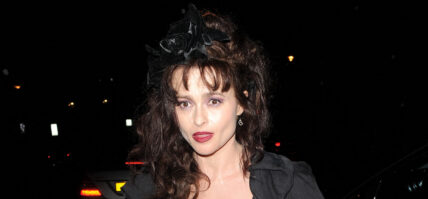 Helena Bonham posing on the red carpet.