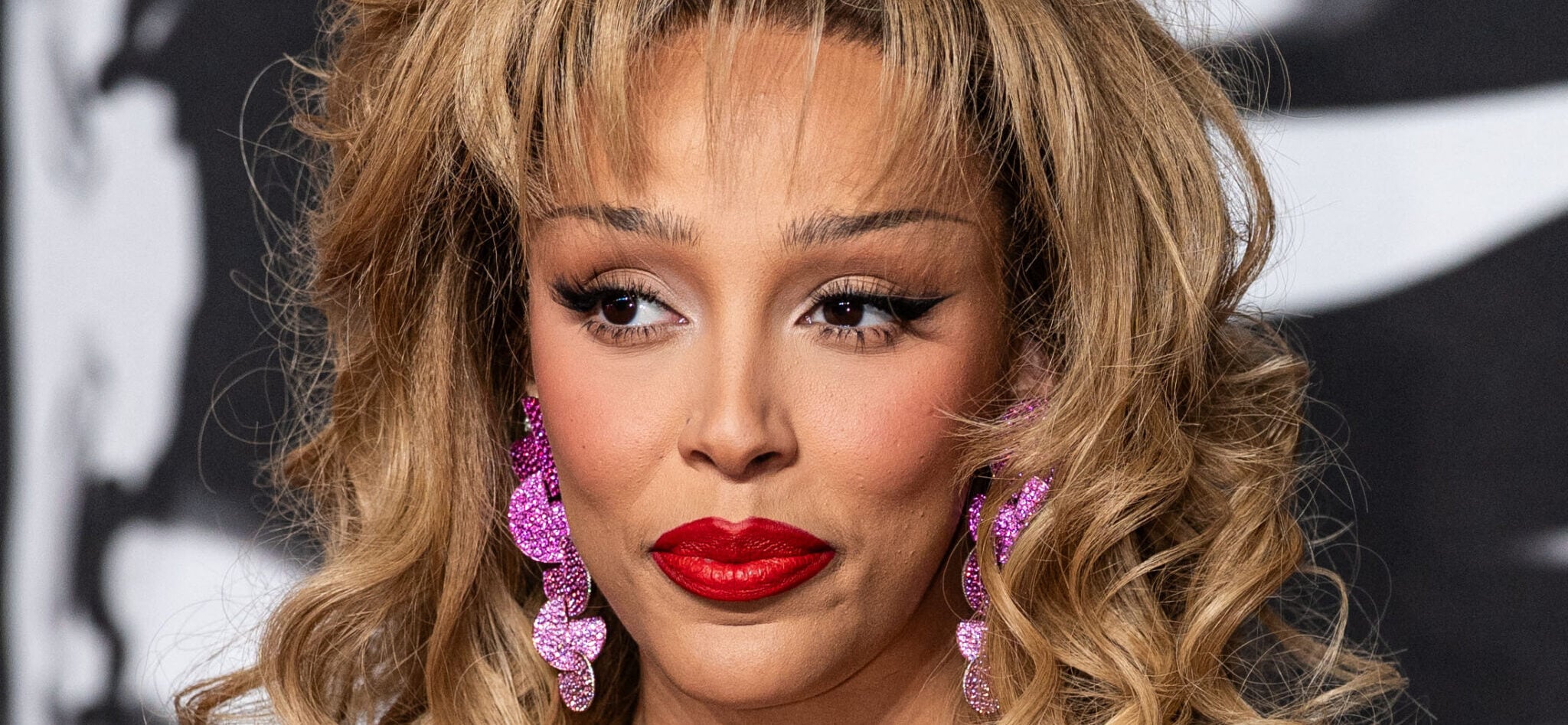 Doja Cat In Wet Look At Met Gala Is ‘Misunderstood’